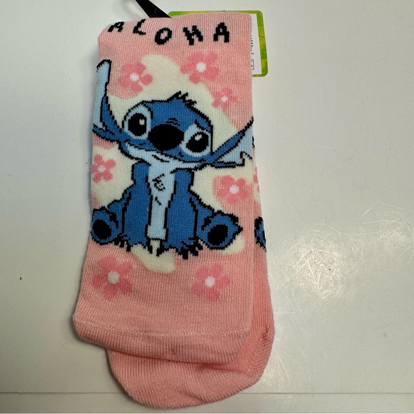 NWT. 1-Pack of Lilo & Stitch No Show Socks. Featuring Stitch - Picture 5 of 9